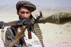 Talibanský bojovník na afghánsko-pákistánském pomezí, iliustrační foto