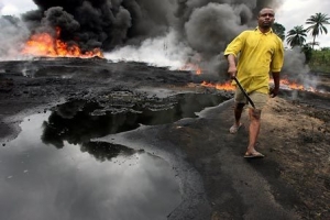 Útoky na ropovody a majetky ropných společností jsou v Nigérii časté.