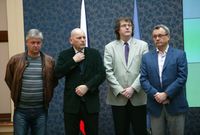 Národní ekononomická rada vlády: zleva Miroslav Zámečník, Michal Mejstřík, Petr Zahradník a Vladimír Dlouhý.  