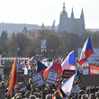 Demonstrace upořádaná 16. listopadu na Letenské pláni v Praze spolkem Milion chvilek pro demokracii. Demonstrace navazuje na protesty za odstoupení premiéra Andreje Babiše (ANO) a za nezávislou justici z dubna, května a června. (ČTK/Kamaryt Michal)