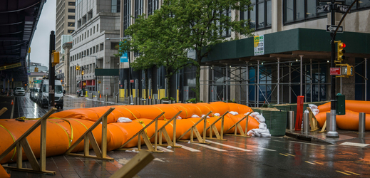 Povodňové zábrany v New Yorku.