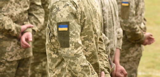 Na Ukrajině proběhla výměna zajatců, Kyjev získal 28 vojáků, Moskva jednoho duchovního církve