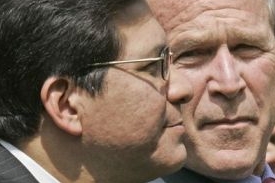Alberto Gonzales a George Bush