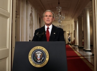 Dramatický apel prezidenta USA George Bushe.