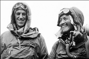 První pokořitelé Everestu - sir Edmund Hillary (vlevo) a Tenzing Norgay.