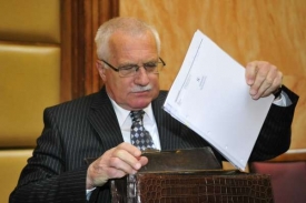 Zda prezident Václav Klaus opustí ODS se prý rozhodne po kongresu.