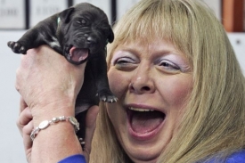 Bernann McKinneyová se raduje z klonu svého psa Boogera.