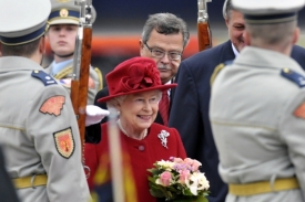 Na Slovensko přicestovala britská královna Alžběta II.