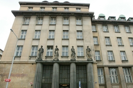 Palác v Lannově ulici.