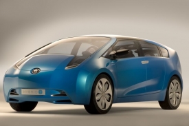 Nová generace Toyoty Prius přijde na trh příští rok.