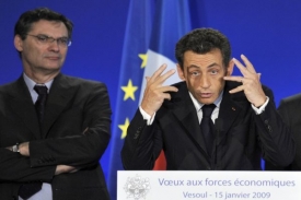 Nicolas Sarkozy na tiskové konferenci ve Vesoulu.