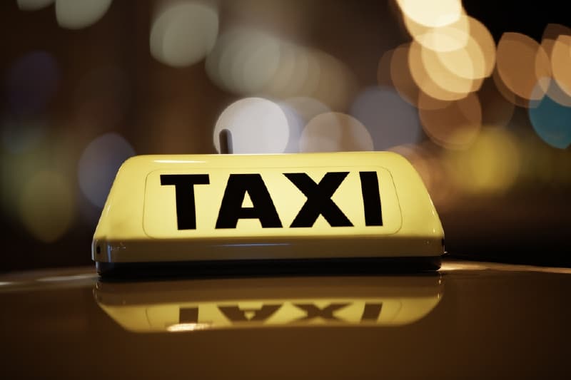 Co se skrývá za vraždami taxikářů?