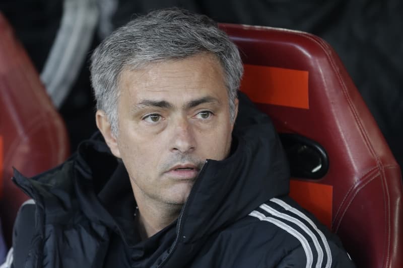 José Mourinho je trenérským fenoménem, plat ale nejvyšší nemá.