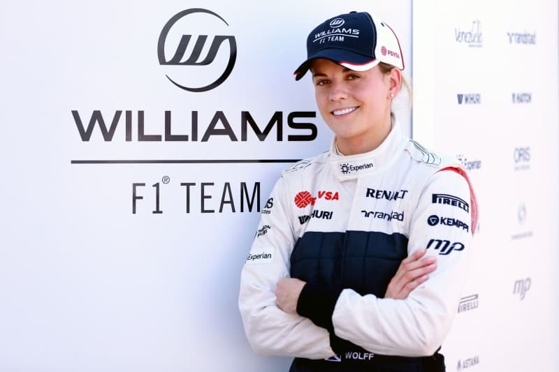 Susie Wolffovou čeká před víkendovou Velkou cenou Velké Británie debut v předzávodním programu formule 1.