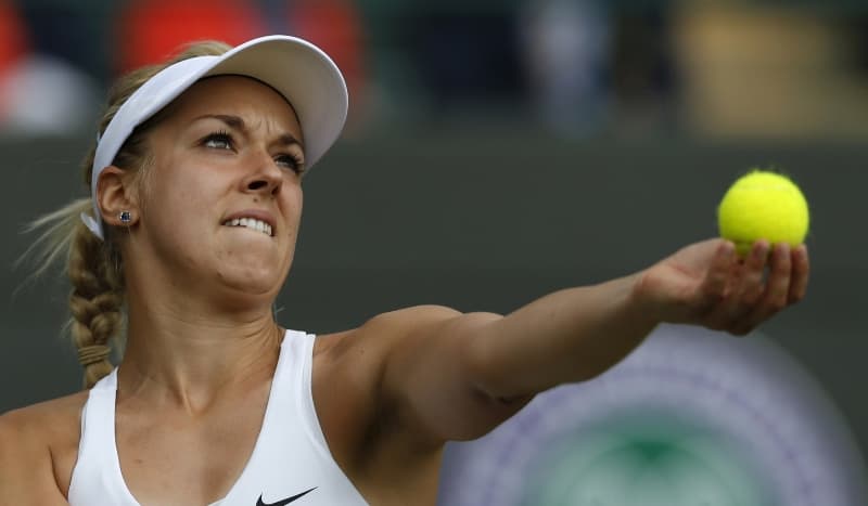 Německá tenistka Sabine Lisická pokořila na turnaji ve Stanfordu rekord WTA Tour v rychlosti podání.