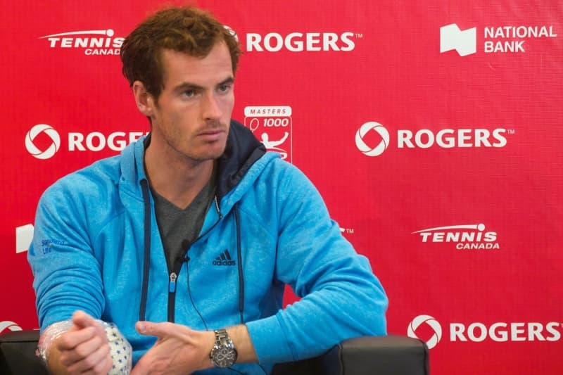 Britský tenista Andy Murray plánuje s francouzskou trenérkou Amélií Mauresmovou dlouhodobější spolupráci.