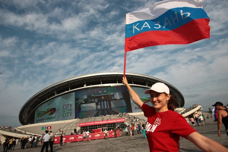 Rusko se brání požadavkům Mezinárodní fotbalové federace FIFA na snížení počtu stadionů, na nichž se v roce 2018 uskuteční světový šampionát, z původně zamýšlených dvanácti na deset.