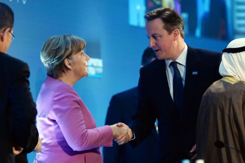 Kancléřka Angela Merkelová, premiér David Cameron.