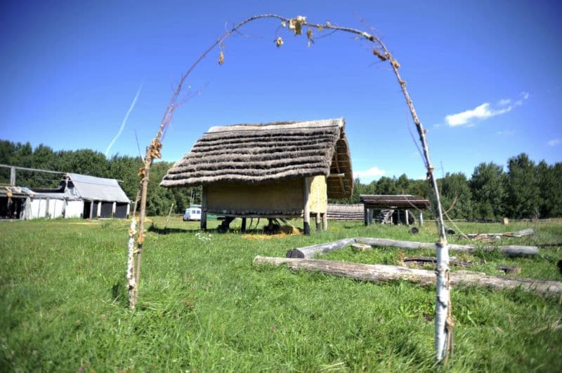 Rozestavěný keltský skanzen v Nasavrkách.