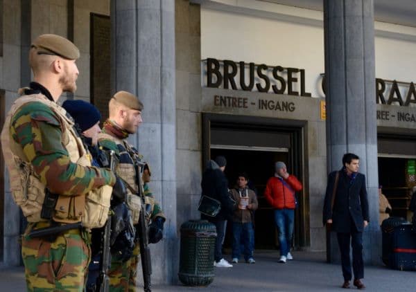 V Belgii platí vysoký stupeň teroristické hrozby od atentátů v Paříži.