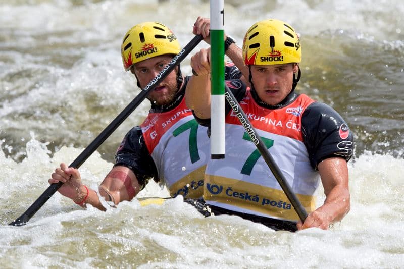 Deblkanoisté Ondřej Karlovský a Jakub Jáně.