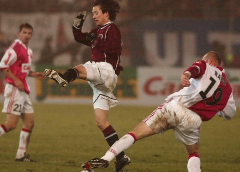 Naposledy se Rosický představil v derby v zimě roku 2000.