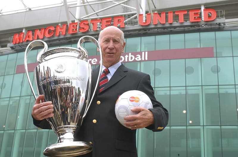 Bývalý slavný fotbalista sir Bobby Charlton.