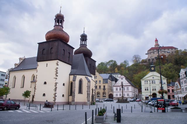 Zvonkohra s dvanácti zvonky bude vyhrávat na náchodském Karlově náměstí.