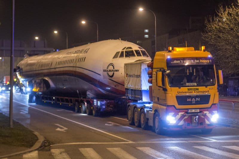 Bývalý vládní letoun TU-154M našel nové místo v Air Parku u Plzně.