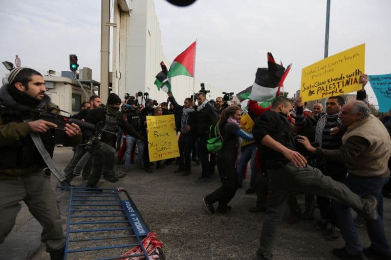 Stavba židovské osady vyvolává mezi Izraelci a Palestinci nepokoje.