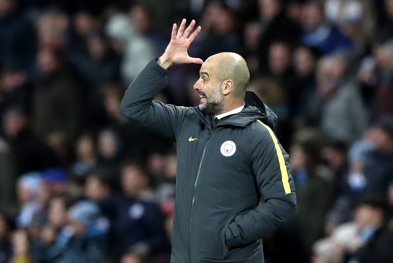 Trenér fotbalistů Manchesteru City Pep Guardiola po nedělním debaklu 0:4 s Evertonem připustil, že jeho tým už v anglické lize nehraje o titul. 