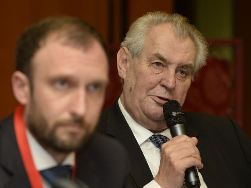 Prezident Miloš Zeman na volebním sjezdu Strany práv občanů.