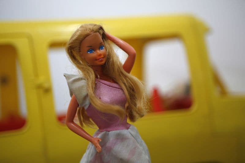 Může panenka Barbie vyvolat u dětí komplexy?