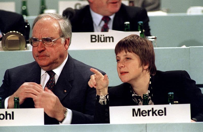 Angela Merkelová a Helmut Kohl na snímku z roku 1991.