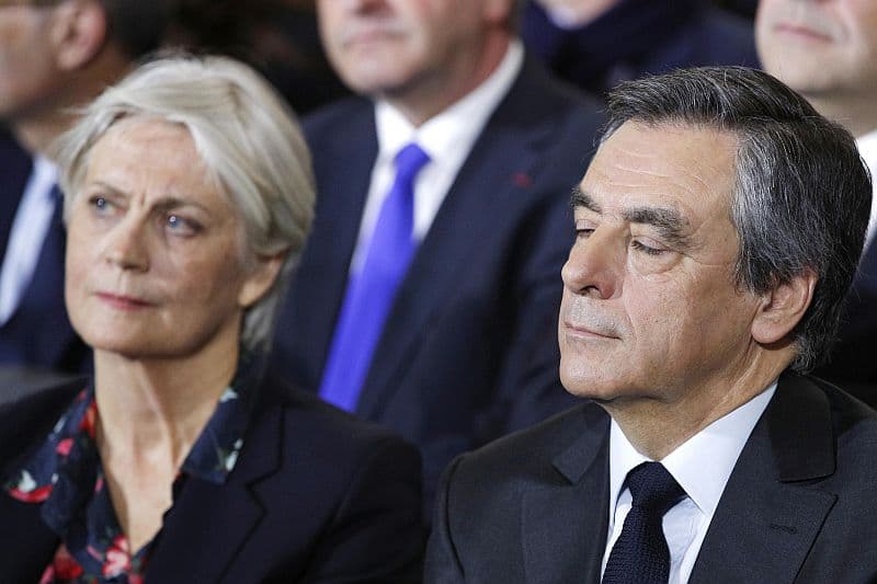 François Fillon se svou manželkou.