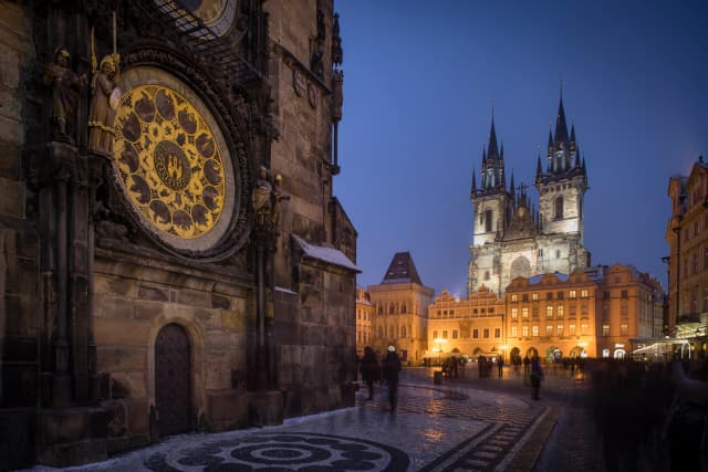 Orloj bude rozebrán, poté se vrátí do podoby z 19. století.