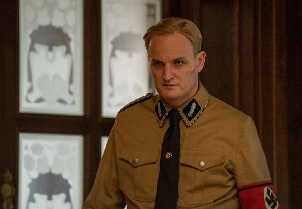 Jason Clarke jako Reinhard Heydrich.