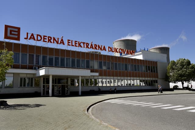 Jaderná elektrárna Dukovany.