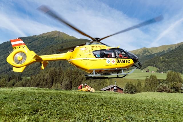 Pod českou turistkou se při túře na Grossglockner probořil sněhový most.