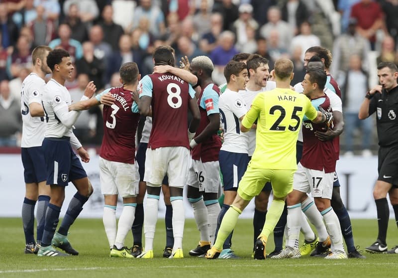 Tottenham si v duelu Premier League poradit s West Hamem.