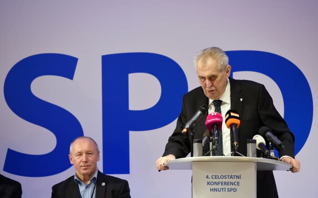 Prezident Miloš Zeman (vpravo) vystoupil na celostátní konferenci hnutí Svoboda a přímá demokracie.