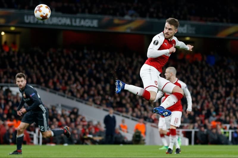 Velšský záložník Aaron Ramsey vstřelil ve čtvrtfinále Evropské ligy parádní branku, která obletěla celý svět.