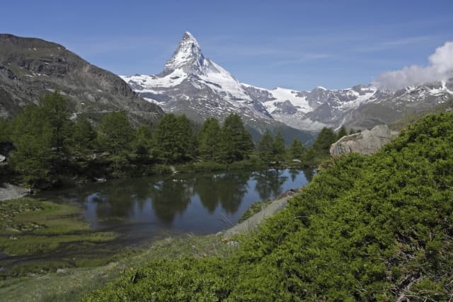 Oblast alpského štítu Matterhorn.