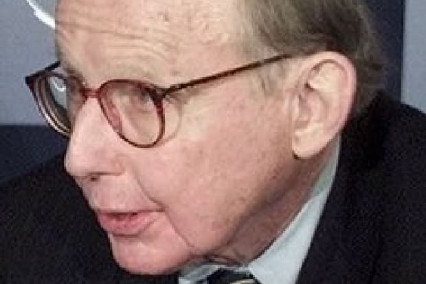 Samuel Huntington, autor Střetu civilizací, zemřel.