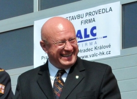 Hradecký primátor Otakar Divíšek.