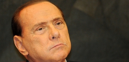 Berlusconi má na krku mnoho kauz, které cloumají italskou politikou.