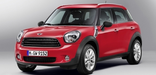 Inovace vozu Mini Countryman se dotkla hlavně interiéru a barev.