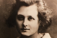 Novinářka Milena Jesenská zemřela v koncentračním táboře Ravensbrück.