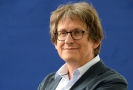 Alan Rusbridger příští rok v létě odstoupí z funkce šéfredaktora britského listu The Guardian.