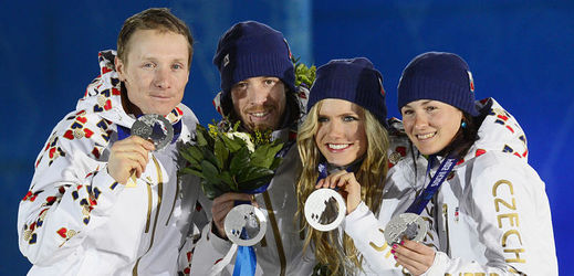 Na zimních olympijských hrách v Soči byli obvzláště úspěšní čeští boatlonisté. Ondřej Moravec, Jaroslav Soukup, Gabriela Soukalová a Veronika Vítková získali ve smíšené štafetě stříbrné medaile. Individuálně si přivezl Moravec bronz a stříbro, Soukup bronz a Soukalová stříbro. (Foto: ČTK/Vondrouš Roman)